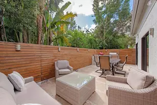 840 Meadowland Dr, Naples, FL 34108 - Photo 2