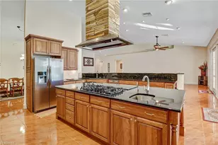 2825 Jenkins Way, Naples, FL 34117 - Photo 10