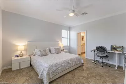 9231 Shadow Oak Ln, Naples, FL 34120 - Photo 20