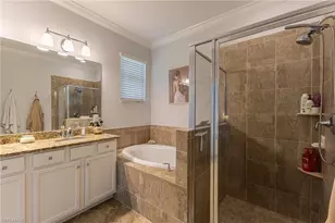 9231 Shadow Oak Ln, Naples, FL 34120 - Photo 24