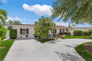 27553 Playa Del Rey Ln, Bonita Springs, FL 34135 - Photo 4