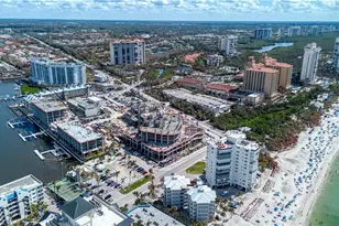 260 Southbay Dr, Naples, FL 34108 - Photo 14