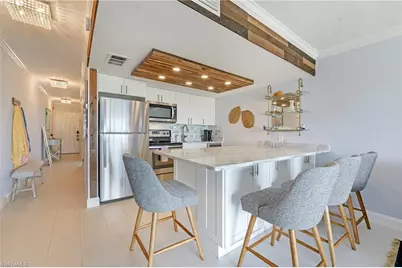 260 Southbay Dr #102, Naples, FL 34108 - Photo 1