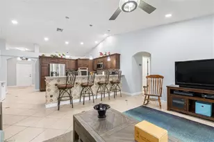 5025 SW 17th Ave, Cape Coral, FL 33914 - Photo 4