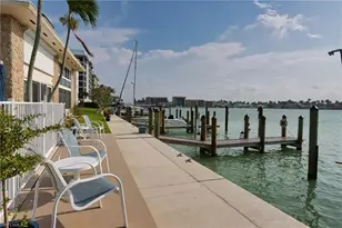 2500 Gulf Shore Blvd N, Naples, FL 34103 - Photo 2