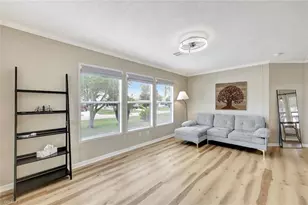 524 Menton Ln, Naples, FL 34112 - Photo 16