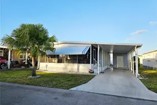 102 Poinsettia Dr, Fort Myers, FL 33905 - Photo 1