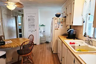 102 Poinsettia Dr, Fort Myers, FL 33905 - Photo 6