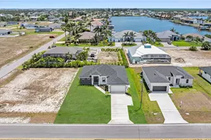 4220 Jacaranda Pkwy W, Cape Coral, FL 33993 - Photo 42