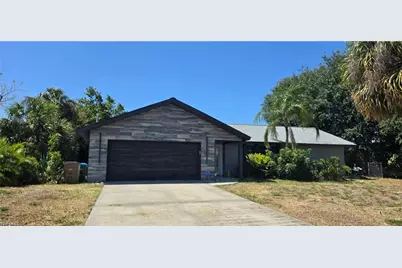 1610 Cornwallis Pkwy, Cape Coral, FL 33904 - Photo 1