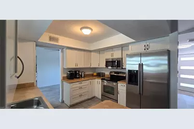 1610 Cornwallis Pkwy, Cape Coral, FL 33904 - Photo 36