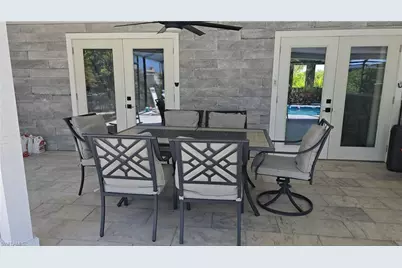 1610 Cornwallis Pkwy, Cape Coral, FL 33904 - Photo 4