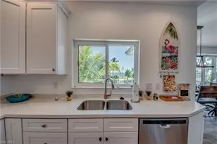 2579 Third St, Matlacha, FL 33993 - Photo 18