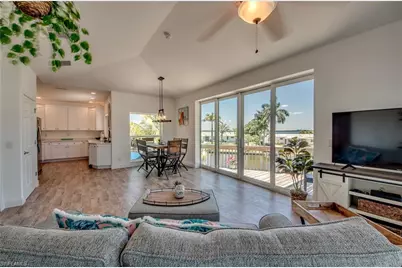 2579 Third St, Matlacha, FL 33993 - Photo 12