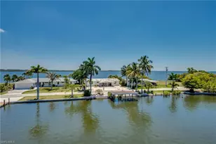 2579 Third St, Matlacha, FL 33993 - Photo 4