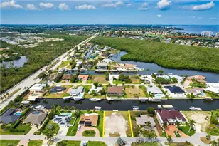 122 Placid Dr, Fort Myers, FL 33919 - Photo 16