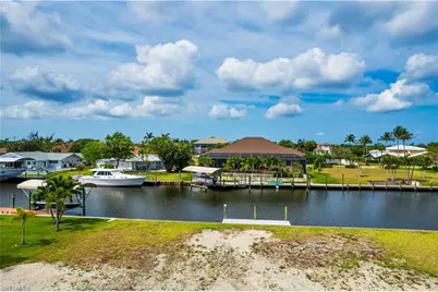 122 Placid Dr, Fort Myers, FL 33919 - Photo 6
