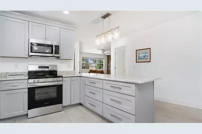 767 Glendale Ave, Naples, FL 34110 - Photo 4