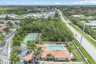 11801 Bayport Ln, Fort Myers, FL 33908 - Photo 6