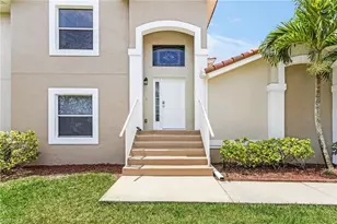 11801 Bayport Ln, Fort Myers, FL 33908 - Photo 4