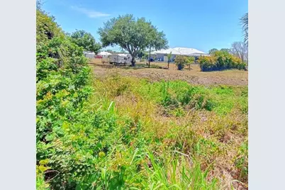 1271 Gramac Dr, North Fort Myers, FL 33917 - Photo 2