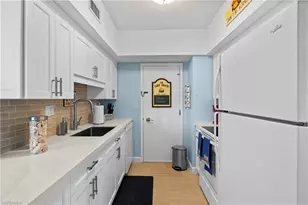 240 Seaview Ct, Marco Island, FL 34145 - Photo 16