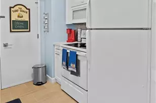 240 Seaview Ct, Marco Island, FL 34145 - Photo 18