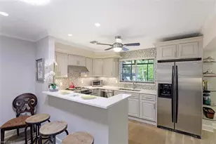 1199 9th Ave N, Naples, FL 34102 - Photo 10