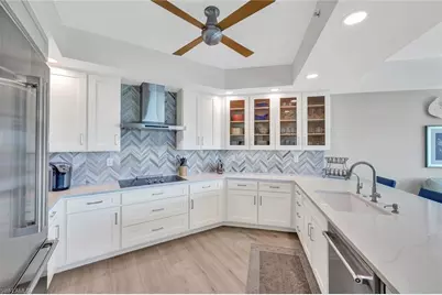 295 Grande Way #402, Naples, FL 34110 - Photo 10