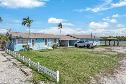 110 East Ct, Naples, FL 34140 - Photo 6