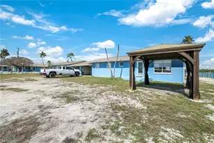 110 E Ct, Naples, FL 34140 - Photo 16