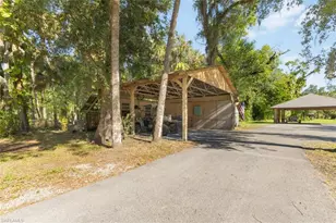 17321 Oak Creek Rd, Alva, FL 33920 - Photo 10