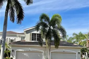 12823 Carrington Cir, Naples, FL 34105 - Photo 2