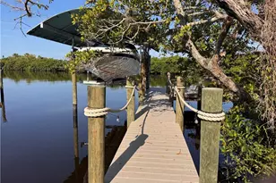 209 Sun Cir, Fort Myers, FL 33905 - Photo 4