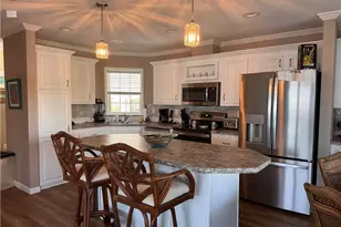 209 Sun Cir, Fort Myers, FL 33905 - Photo 8