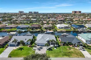 1428 SW 52nd Ln, Cape Coral, FL 33914 - Photo 4