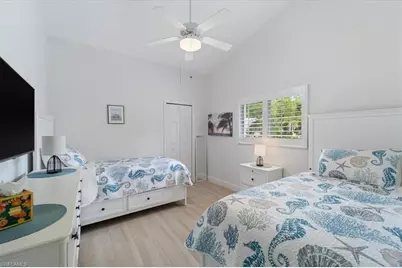 5192 Lochwood Ct, Naples, FL 34112 - Photo 12