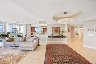 13675 Vanderbilt Dr, Naples, FL 34110 - Photo 4