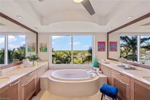 13675 Vanderbilt Dr, Naples, FL 34110 - Photo 24