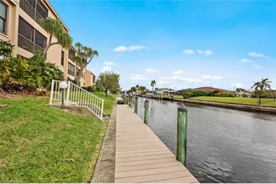 1206 SE 40th St #104, Cape Coral, FL 33904 - Photo 2
