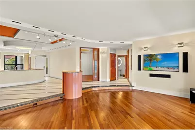 625 La Peninsula Blvd #625, Naples, FL 34113 - Photo 4