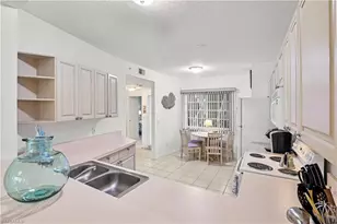 9022 Michael Cir, Naples, FL 34113 - Photo 12