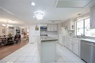 149 Kim Dr, Naples, FL 34104 - Photo 4