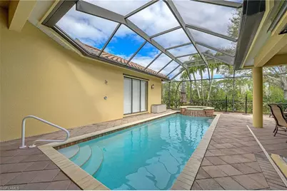 975 Tivoli Ct, Naples, FL 34104 - Photo 6