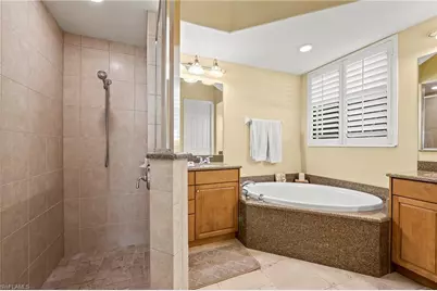 975 Tivoli Ct, Naples, FL 34104 - Photo 20