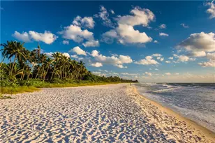 975 Tivoli Ct, Naples, FL 34104 - Photo 46