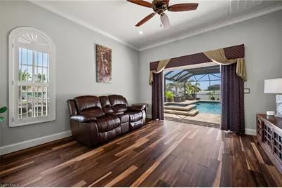 842 Miramar Ct, Cape Coral, FL 33904 - Photo 20