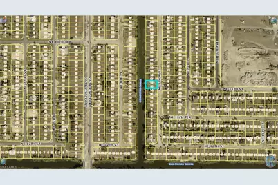 1302 NE 9th Ave, Cape Coral, FL 33909 - Photo 2