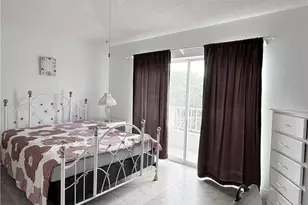 1096 Woodshire Ln, Naples, FL 34105 - Photo 8