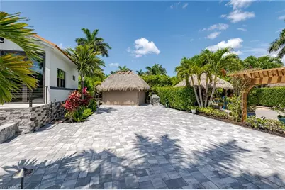 13613 Snapper Ln, Naples, FL 34114 - Photo 24